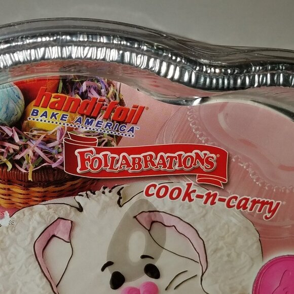 NEW Handi-foil 2 Bunny Pans + Lids Easter Rabbit Foil Cook-n-Carry Pink - Picture 2 of 6